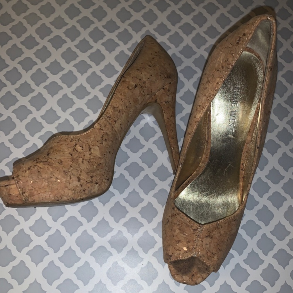 Corkscrew heels